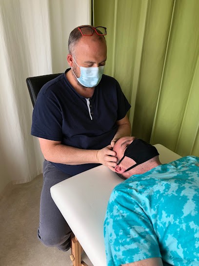 Régis Narabutin, Praticien de Médecine Alternative à Louargat