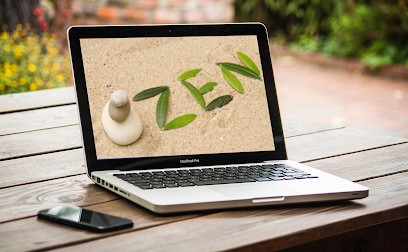 EI Sophie Guadagnino Sophrologue En Ligne (téléconsultation) Et Créatrice De Bracelet De Lithothérapie, Praticien de Médecine Alternative à Tullins