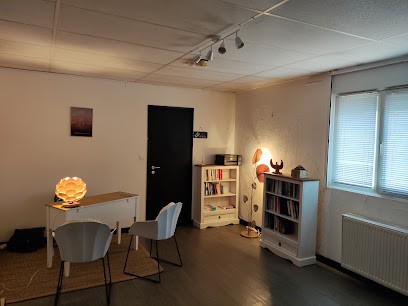 Lorédane DI MEO, Praticien de Médecine Alternative à La Baule-Escoublac