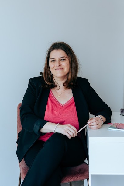 Chloé Séna - C. Renai'sens, Hypnothérapeute, Énergéticienne, Consultante En Bilan De Compétences, Hypnothérapeute à Martillac