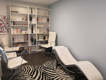 Emmanuelle Cenci Sophrologue Certifiée, Praticienne En Hypnose Ericksonnienne, Praticien de Médecine Alternative à Paray-Vieille-Poste