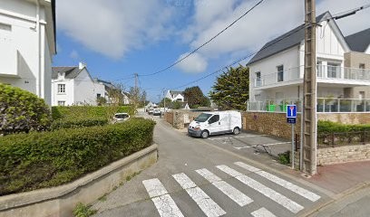 Régine Avenel, Praticien de Médecine Alternative à Quiberon