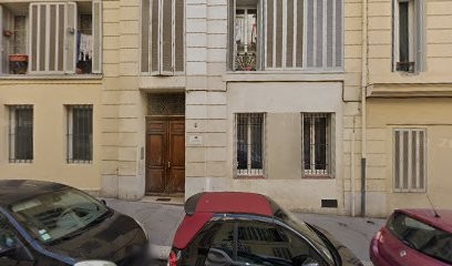 Amélie Defali, Praticien de Médecine Alternative à Marseille 02