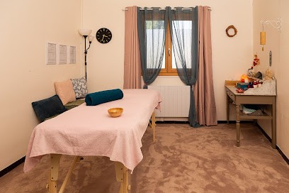 Le Lotus De Cristal, Praticien de Médecine Alternative à Charbonnières-les-Varennes