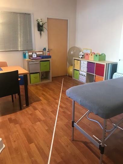 Psychomotricienne Magali Teyssier-reflexes Archaïques, Praticien de Médecine Alternative à Marseille 05