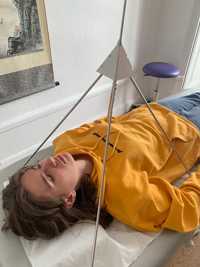 Elena García Pérez- Therapeute Holistique Et Énergéticienne: Bioénergie, Soin Énergétique, Reconnexion, Astropuncture, Praticien De Médecine Alternative à Lyon 03