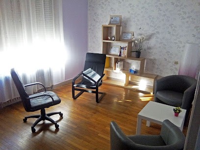 Aurélie Lherminier Hypnothérapeute & PNL, Hypnothérapeute à Albertville