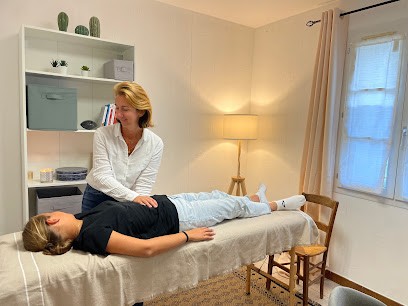 Anne-Sophie Bensch - Thérapeute Certifiée Somato Émotionnel, Thérapie Émotionnelle, Thérapie Manuelle, Thérapeute EMDR, Praticien de Médecine Alternative à Bonneuil-Matours