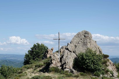 Soins Energétiques Guériseur Magnétiseur Soins Chamaniques, Praticien de Médecine Alternative à La Genétouze