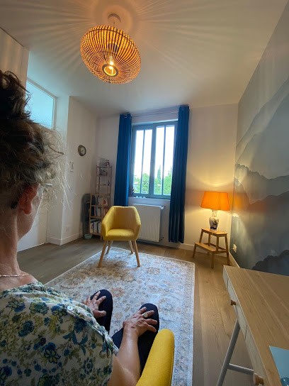 Corinne Yvon - Sophrologue | Acouphènes - Troubles De L'audition - Gestion Du Stress - Maladies Chroniques, Praticien de Médecine Alternative à Poitiers