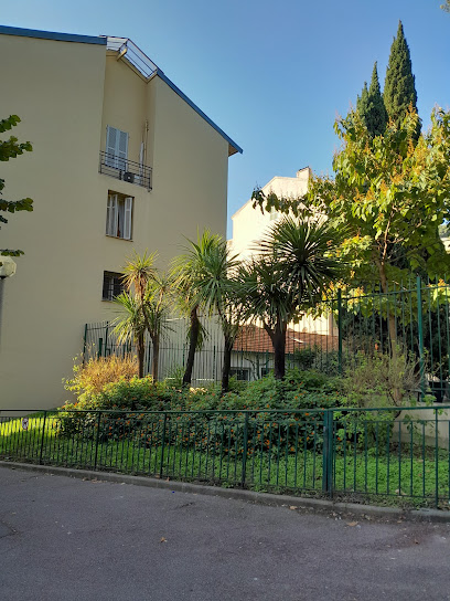 Géraldine Mathieu Sophrologue Thérapeute, Praticien De Médecine Alternative à Nice