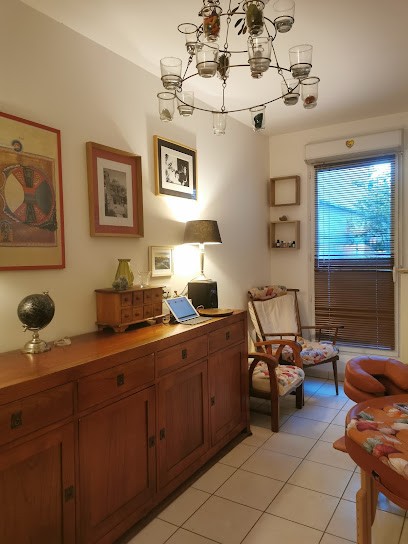 Floreven - Sophrologue Certifiée RNCP - Massages - Elixirs floraux - Antony (92), Praticien de Médecine Alternative à Antony