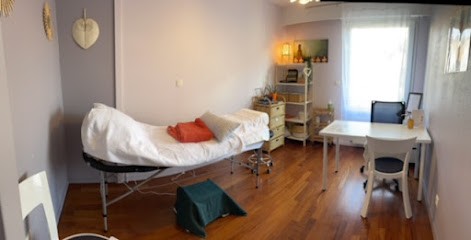 Arômetsens-réflexologie, Réflexologue au Cendre