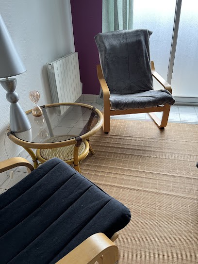 Bérénice Méaude Thérapeute EMDR Hypnose Ericksonienne et thérapeutique Psychologue du travail Coaching Bien-être, Hypnothérapeute à Goven