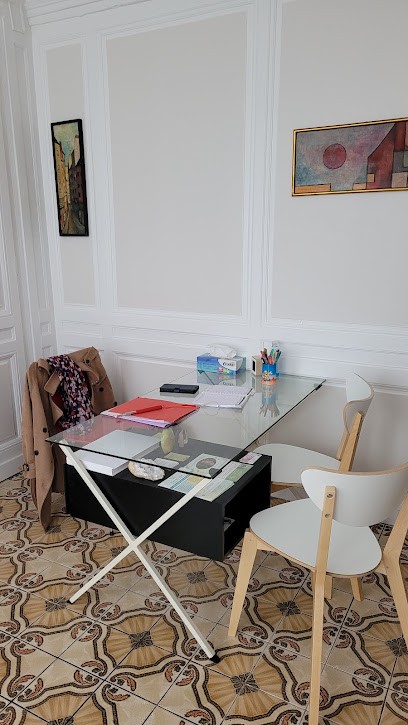 KLM Thérapie - Karell Lemaire - Hypnose, PNL, mouvements oculaires, EFT, Hypnothérapeute à Yvetot