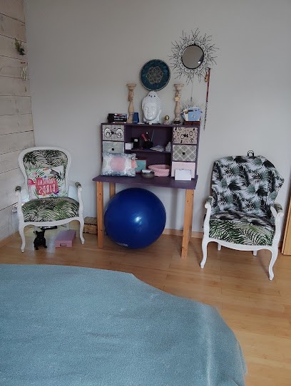 Christelle C, Praticien de Médecine Alternative à Saint-Seurin-de-Cursac