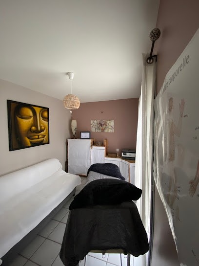 Lau'resc, Praticien de Médecine Alternative à Veauche