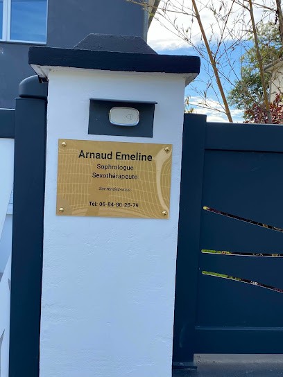 ARNAUD Emeline Sexothérapeuthe Et Sophrologue, Praticien de Médecine Alternative à Chancelade