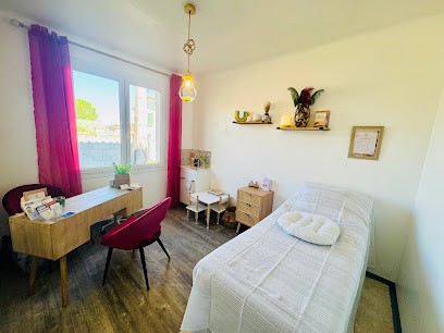 Acupuncture / Médecine Traditionnelle Chinoise / Charlotte ROUSSEAU, Praticien de Médecine Alternative à Saint-Maximin-la-Sainte-Baume