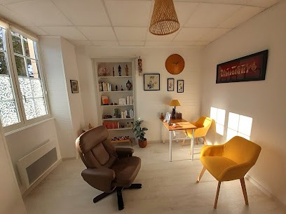 Monica Mascarin - Thérapie Brève : Sophro-Analyse - Coaching De Vie - Constellations Familiales - Anglet Biarritz Bayonne, Praticien de Médecine Alternative à Ustaritz