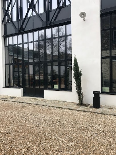 Hypnothérapeute - Coach - Sophrologue - Dehlia Aouli, Hypnothérapeute à Arcueil