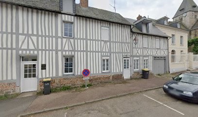 Lucie BROQUET, Praticien de Médecine Alternative à Cailly