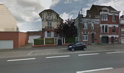 Amandine Robitaille, Praticien de Médecine Alternative à Hem