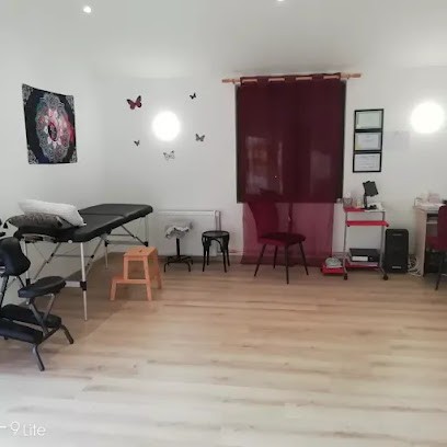 Estelle Compain Kinésiologue, Astrothérapie Et Atrapuncture, Praticien de Médecine Alternative à Poitiers