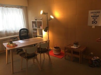 Charlotte Quentin Sophrologue, Praticien de Médecine Alternative à Caen