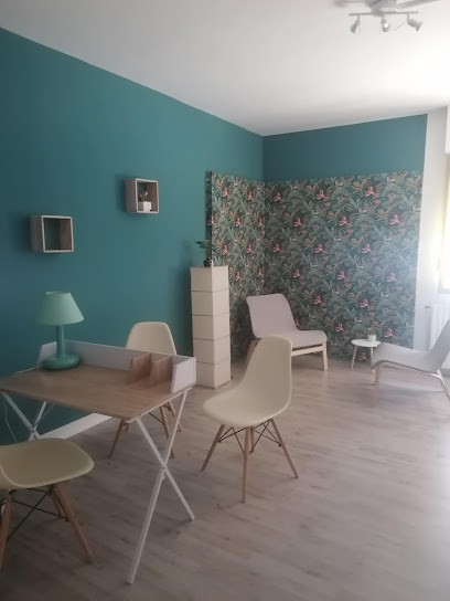 Christel CAPONI, Praticien de Médecine Alternative à Toulon