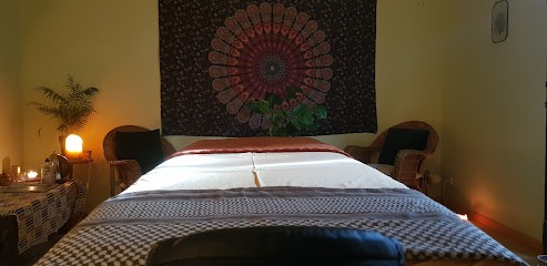 Manon Xuereb Naturopathe Et Masseuse, Praticien de Médecine Alternative à Penne