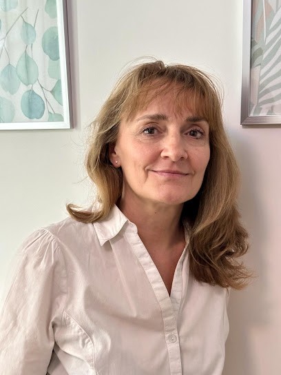 Cidalia Vieira-Baly Sophrologie - Hypnose, Adultes Et Enfants, Gestion Du Stress, Troubles Du Sommeil, Relaxation,, Praticien de Médecine Alternative à Noisy-le-Grand