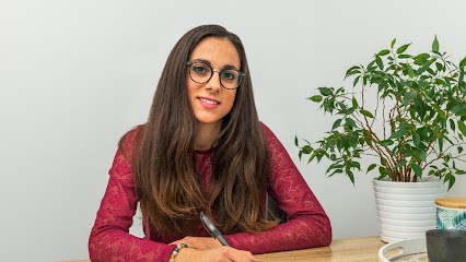 Hélène ANTUNES, Naturopathe, Réflexologue, Massage Amma-Assis, Praticien de Médecine Alternative à Saint-Priest