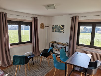 Virginie Saddier - Praticienne PNL Et Hypnose, Hypnothérapeute à Arenthon