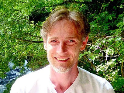 Philippe CARDI - Magnétiseur, Psycho-énergéticien : Soins énergétiques La Trame ®, Reiki Lahochi - Brocéliande Rennes, Praticien de Médecine Alternative à Plélan-le-Grand