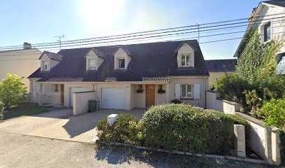 Chloé Hardoin, Praticien de Médecine Alternative à Fleury-les-Aubrais