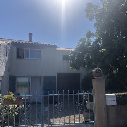 OLFACTOTHERAPIE / MASSAGES Marie-France Hanquet, Praticien de Médecine Alternative à Puisserguier