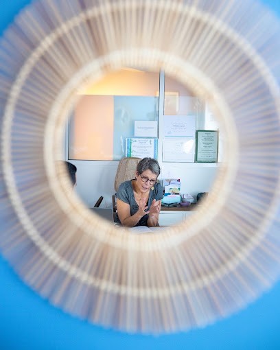 Naître Et Petits Pas - Thalasso Bain - Finistère- Monik Le Bihan, Réflexologue à Guipavas