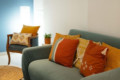 Ophélie Nicolas - Hypnose Thérapeutique Et Gest - EMDR à Lyon 4, Hypnothérapeute à Lyon 04