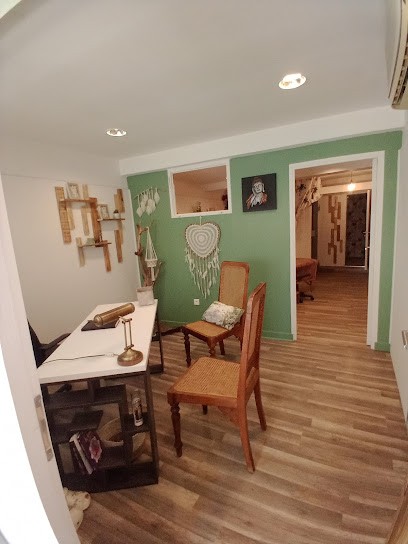 Ostéothérapeute Tissulaire- Magnétiseuse, Praticien de Médecine Alternative à Graveson