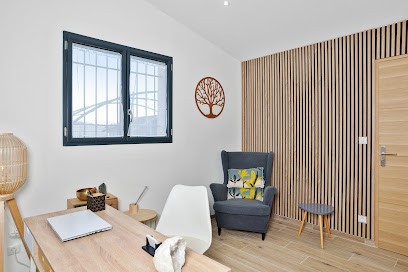 Céline Recordier Psychopraticienne. Hypnose. EMDR-IMO. Auriculothérapie Laser. EFT. Aromathérapie. Vaucluse 84., Praticien de Médecine Alternative à Pernes-les-Fontaines