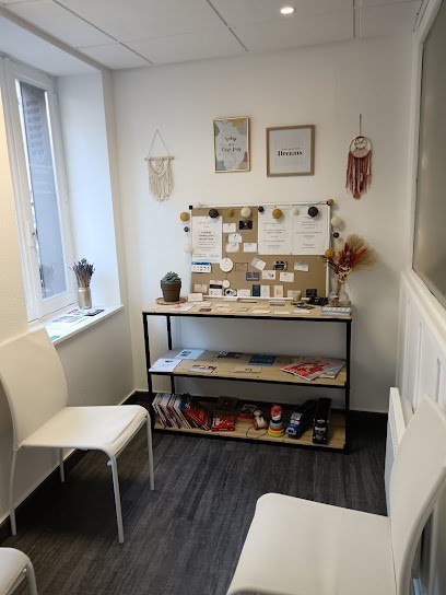 Eugénie Cerf - Hypnothérapeute - Magnétiseur - Sophrologue, Hypnothérapeute à Saint-Symphorien-d'Ozon