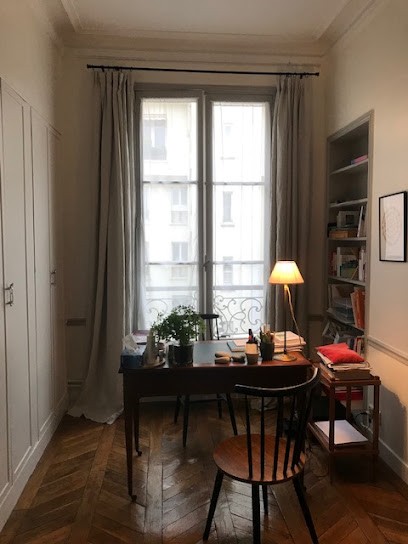 Benita de Durfort - Naturopathe à Paris 16, Praticien de Médecine Alternative à Paris 16