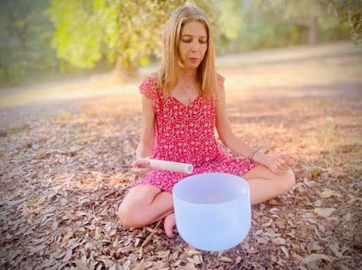 Helene Cortiade | Thérapeute Holistique, Energéticienne, Guérisseuse, Chamanisme, Praticien de Médecine Alternative à Gratentour