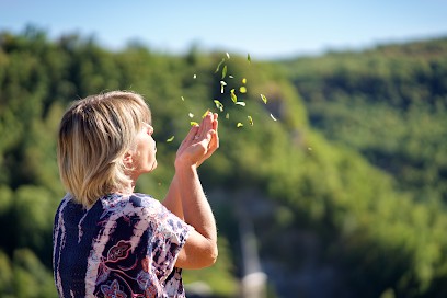 Daphné Wright Sophrologue, Enfants, Adolescents, Adultes, Praticien de Médecine Alternative à Salles-la-Source