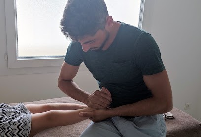 Steven Demenge Acupuncteur- Médecine Traditionnelle Chinoise, Praticien de Médecine Alternative à Nans-les-Pins