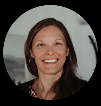 Adeline BRISSIER Sophrologue, Praticienne MCV, Praticien de Médecine Alternative à Marpiré