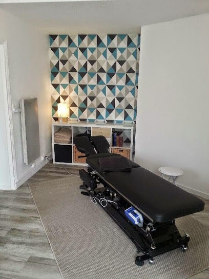 Cabinet d' étiopathie Claire Le Bohec, Mathieu Castaing, Praticien de Médecine Alternative à Loudun