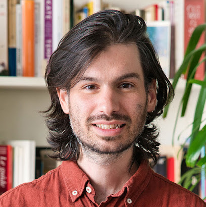 Simon Tilche - Praticien Feldenkrais Certifié, Praticien De Médecine Alternative à Paris 20