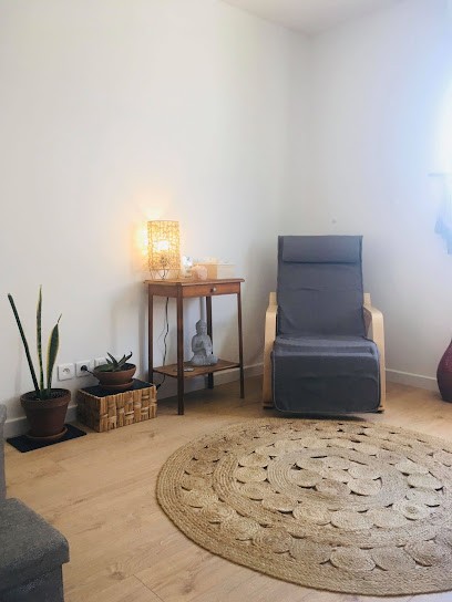 Hypnose Humaniste, Hypnothérapeute à Châteaubourg